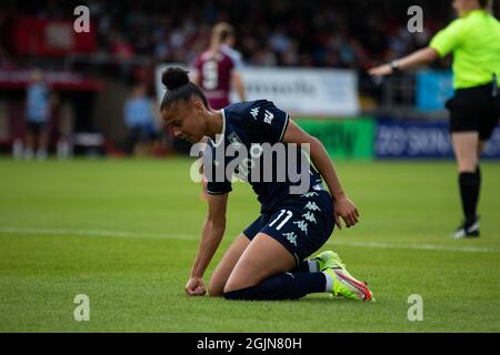 London, UK. 11th September, 2021. Chantelle Boye-Hlorkah punches the ground after missing goal. Credit: Liam Asman/Alamy Live News