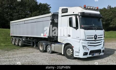 2014 mercedes benz actros hi-res stock photography and images - Alamy