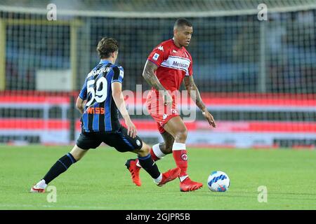 Igor Julio of Acf Fiorentina controls the ball during the Serie A match  between Juventus Fc and Acf Fiorentina Stock Photo - Alamy