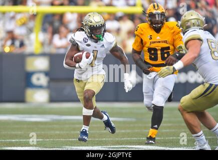 Atlanta, GA, USA. 11th Sep, 2021. Georgia Tech Yellow Jackets running back Jahmyr Gibbs runs upfield during the third quarter of an NCAA college football game against the Kennesaw State Owls at Bobby Dodd Stadium in Atlanta, GA. Austin McAfee/CSM/Alamy Live News Stock Photo