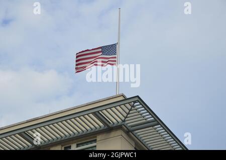 9/11 - The American flag flying at half-staff at the American embassy in Berlin, Germany - September 11, 2021. Stock Photo