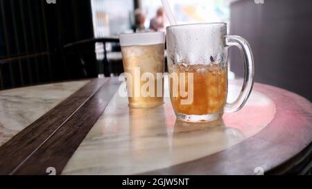 Look at EK TENG PHU KI (益生甫記) Heritage Coffee Shop, Phat Sai, Samphanthawong, Chinatown Bangkok Thailand Stock Photo