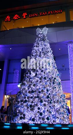 Christmas decorations in Singapore around the Orchard Road Stock Photo