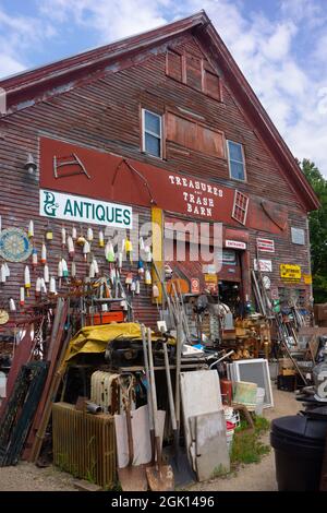 Treasures and Trash antique barn, Searsport, Maine. Stock Photo