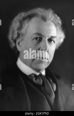 Frank Lloyd Wright (1867-1959), American architect pioneer of what came to be called the Prairie School movement, in a portrait from 1926. Wright would later be recognized (in 1991) by the American Institute of Architects as 'the greatest American architect of all time.' Stock Photo