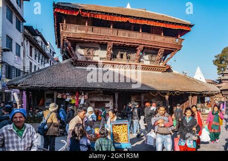 Lakshmi Narayan temple (also known as Garud Narayan temple) in Kathmandu Durbar Square, before the April 2015 Nepal earthquake Stock Photo