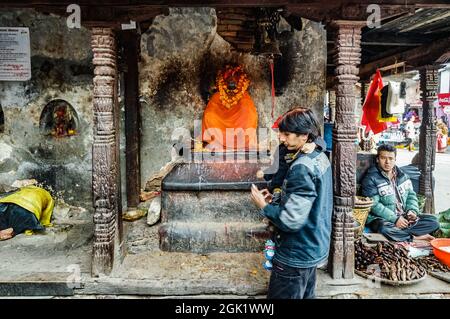 Lakshmi Narayan temple (also known as Garud Narayan temple) in Kathmandu Durbar Square, before the April 2015 Nepal earthquake Stock Photo