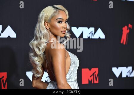 Polo G walks the red carpet at the 2021 MTV Video Music Awards held at the  Barclay's Center in Brooklyn, NY on September 12, 2021. (Photo by Anthony  Behar/Sipa USA Stock Photo - Alamy