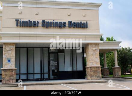 Humble, Texas USA 08-14-2019: Timber Springs Dental clinic exterior in Humble, Texas. Stock Photo