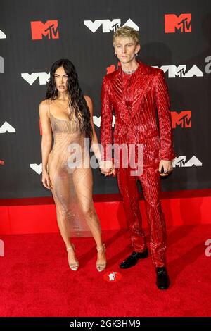 New York, USA. 12th Sep, 2021. Megan Fox and Machine Gun Kelly attend the 2021 MTV Video Music Awards, VMAs, at Barclays Center in Brooklyn, New York, USA, on 12 September 2021. Credit: dpa/Alamy Live News Stock Photo