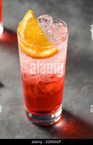 Campari Soda mini bottiglia, venduto in Germania, isolato su sfondo bianco  Foto stock - Alamy