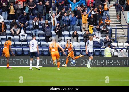 Hull’s Josh Magennis celebrates Scoring his sides 3rd goal Picture by Steve Flynn/AHPIX.com, Football:  match Preston North End -V- Hull City at Deepd Stock Photo