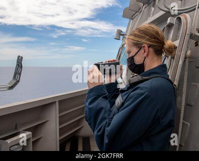 bridge, bridge wing, Littoral Combat Ship, Pacific Ocean, refueling at ...