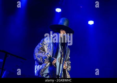 Chicago, USA. 12th Sep, 2021. CHICAGO, IL - SEPTEMBER 12: Erykah Badu headlines Day 3 at Pitchfork 2021 in Chicago Illinois on September 12, 2021. (Photo by Annie Lesser/imageSPACE/Sipa USA) Credit: Sipa USA/Alamy Live News Stock Photo