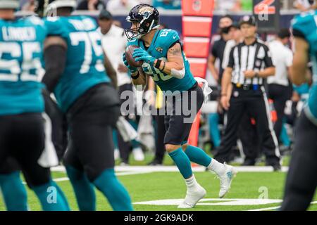 Houston, TX, USA. 12th Sep, 2021. Jacksonville Jaguars tight end James O'Shaughnessy (80) turns after making a catch during the 4th quarter of an NFL football game between the Jacksonville Jaguars and the Houston Texans at NRG Stadium in Houston, TX. The Texans won the game 37 to 21.Trask Smith/CSM/Alamy Live News Stock Photo