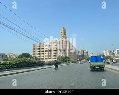 The EFU insurance head office building next to Karachi Port Trust Tower Stock Photo