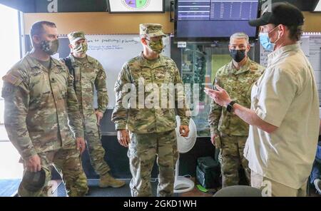 U.S. Army 1st Lt. Pat Barone, a platoon leader, and Sgt. Daryl Appling ...