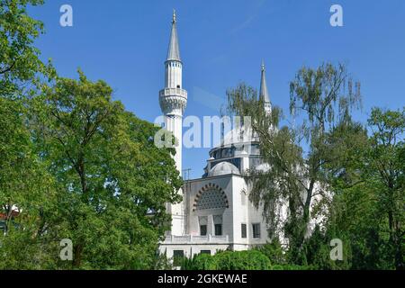 Sehitlik Mosque, Columbiadamm, Tempelhof, Tempelhof-Schoeneberg, Berlin, Germany Stock Photo