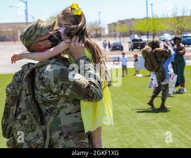 Families and friends welcomed soldiers from 2nd Battalion, 501st ...