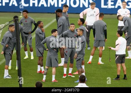 PSG's Lionel Messi, PSG's Kylian Mbappe and PSG's Kylian Mbappe pictured during a training session of French club PSG Paris Saint-Germain, Tuesday 14 Stock Photo