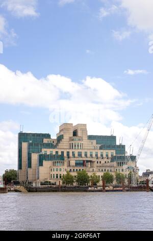 The MI6 building, or SIS building, headquarters for the spy service UK, on the River Thames at Vauxhall London UK Stock Photo