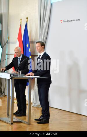 Vienna, Austria. 14th Sep, 2021. Public media meeting of the Federal Government in the Federal Chancellery with Labor Minister Martin Kocher (L)  and Finance Minister Gernot Blümel (R)  on the current situation on the labor market and business location. Stock Photo