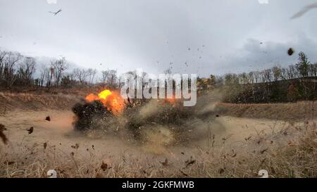 Soldier with the 173rd Brigade Engineer Battalion, Wisconsin Army ...