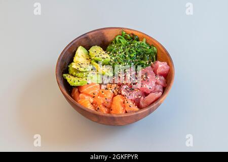 Tuna Quinoa Bowl (Tazón de Quinoa con Atún)