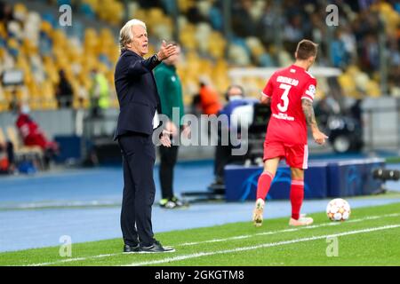 KIEV, UKRAINE - SEPTEMBER 14: Jorge Jesus of Benfica during the UEFA Champions League match between FC Dynamo Kiev and SL Benfica at the NSC Olimpiyskyi on September 14, 2021 in Kiev, Ukraine (Photo by Andrey Lukatsky/Orange Pictures) Stock Photo