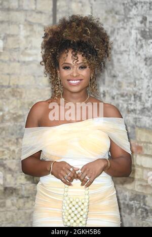 Photo Must Be Credited ©Alpha Press 079965 14/09/2021 Fleur East The Sun Who Cares Wins Awards 2021 In London Stock Photo