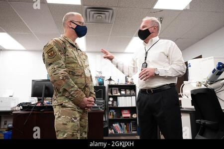 Maj. Gen. Mark Weatherington, 8th Air Force and Joint-Global Strike Operations Center commander, meets with 28th Maintenance Group engineers to discuss possible future collaborations with area universities and industries during his visit at Ellsworth Air Force Base, S.D., May 4, 2021. Engineers and technicians are always looking for new ways to rapidly increase production utilizing the most cost-effective methods to help shape our Air Force. Stock Photo