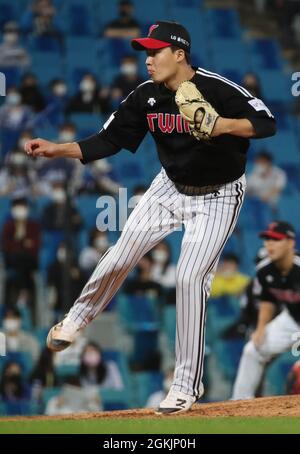 his back view even screams HANDSOME ✨ 230416 LG Twins Pitching Event WEi  Naver Post 📍  #kimyohan #yohan #김요한…