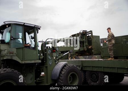 Foreign soldier hi-res stock photography and images - Page 5 - Alamy