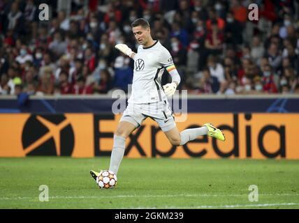 Lille, France, September 14, 2021,  Goalkeeper of Wolfsburg Koen Casteels during the UEFA Champions League, Group Stage, Group G football match between Lille OSC (LOSC) and VfL Wolfsburg on September 14, 2021 at Stade Pierre Mauroy in Villeneuve-d?Ascq near Lille, France - Photo: Jean Catuffe/DPPI/LiveMedia Stock Photo