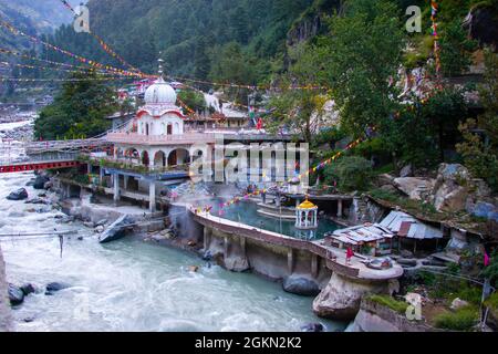 Gurudwara Sahib Manikaran with thermal springs is a pilgrimage centre for Sikhs in the Parvati Valley,  Himachal Pradesh, India Stock Photo