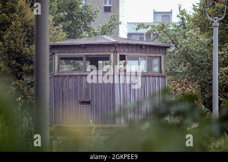 An East German watchtower near the Brandenburg Gate in 1975 Stock Photo