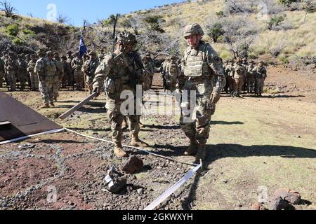 Lt. Gen. Jody J. Daniels, Chief of Army Reserve and Commanding General, United States Army Reserve Command observe 100th Battalion, 442nd Infantry Regiment conduct live fire exercise at Pohakuloa Training Area on the Big Island of Hawaii July 13, 2021. Stock Photo