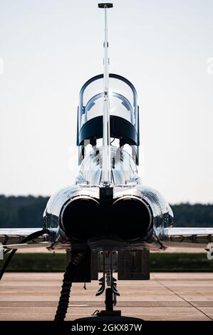 A U.S. Air Force T-38 Talon, assigned to the 586th Flight Test Squadron sits on the flight line during the Global Information Dominance Experiment 3, and Architecture Demonstration and Evaluation 5, at Alpena Combat Training Center, Alpena, Michigan, July 16, 2021. The North American Aerospace Defense Command and U.S. Northern Command, NORAD and USNORTHCOM, in partnership with all 11 Combatant Commands, led the third in a series of Global Information Dominance Experiments designed to rapidly develop the capabilities required to increase deterrence options in competition and crisis through a da Stock Photo