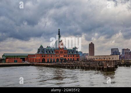 CRRNJ Central Railroad of New Jersey - Exterior view to the CRRNJ also known as the Communipaw Terminal in Liberty State Park in Jersey City, New Jers Stock Photo