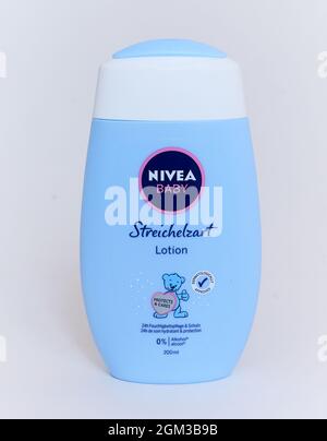 Berlin, Germany. 24th Aug, 2021. Lotion from the Nivea baby care product range. Credit: Annette Riedl/dpa/Alamy Live News Stock Photo