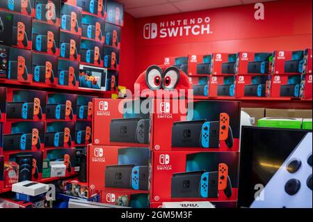 Nintendo switch store hot sale hk