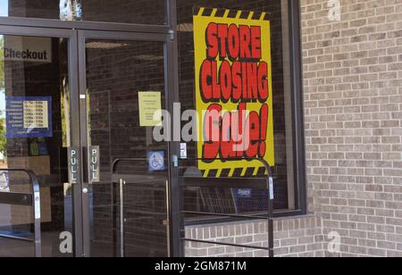 Tyler, TX - November 22, 2018: Sears Store Closing with Signs located in Broadway Square Mall in Tyler TX Stock Photo