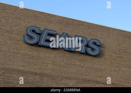 Tyler, TX - November 17, 2018: Sears store located in Broadway Square Mall in Tyler, TX Stock Photo