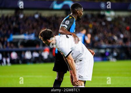 BRUGES, BELGIUM - SEPTEMBER 15: Lionel Messi of Paris Saint-Germain looks dejected, Clinton Mata of Club Brugge during the UEFA Champions League Group Stage match between Club Brugge and Paris Saint-Germain at the Jan Breydelstadion on September 15, 2021 in Bruges, Belgium (Photo by Joris Verwijst/Orange Pictures) Stock Photo