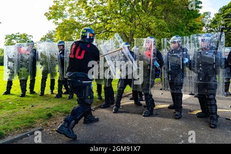 South Queensferry,, Scotland, UK. 16th September 2021. Police Scotland invite the press to witness their ongoing public order training at Craigiehall Stock Photo