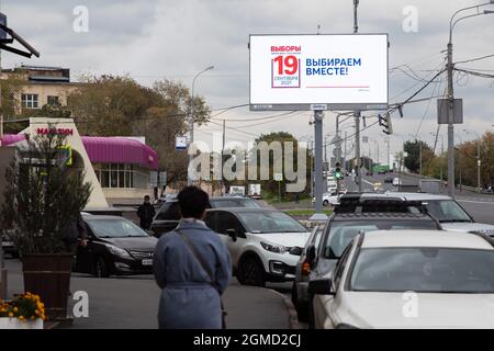 Moscow, Russia. 17th Sep, 2021. Photo taken on Sept. 17, 2021 shows an advertisement of the State Duma elections in Moscow, Russia, on Sept. 17, 2021. Russia holds elections for deputies of the State Duma, or the lower house of parliament, on Sept. 17-19. Credit: Bai Xueqi/Xinhua/Alamy Live News Stock Photo