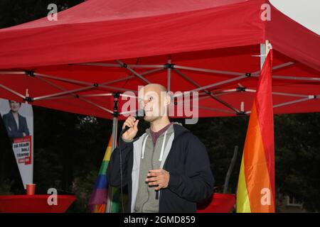 Marko Schmidt bei einer wahlkampfveranstaltung unter dem Motto: 'Jetzt soziale Gerechtigkeit wählen' im Stadtpark. Görlitz, 17.09.2021 Stock Photo
