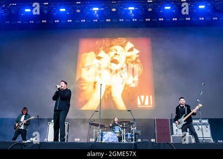Newport, Isle of Wight, UK, Friday, 17th September 2021 You Me At Six perform live at the Isle of Wight festival Seaclose Park. Credit: DavidJensen / Empics Entertainment / Alamy Live News