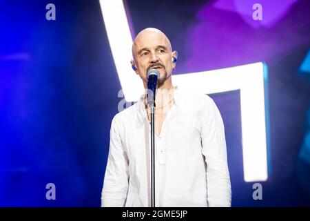 Newport, Isle of Wight, UK, Friday, 17th September 2021 Tim Booth from James performs live at the Isle of Wight festival Seaclose Park. Credit: DavidJensen / Empics Entertainment / Alamy Live News Stock Photo