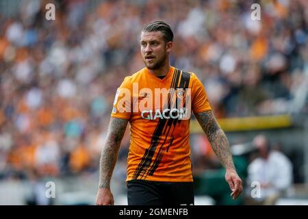 Hull, UK. 18th Sep, 2021. George Moncur #18 of Hull City in Hull, United Kingdom on 9/18/2021. (Photo by Ben Early/News Images/Sipa USA) Credit: Sipa USA/Alamy Live News Stock Photo